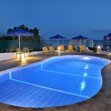 Helios Studios & Apartments Makrýgialos Buitenkant foto