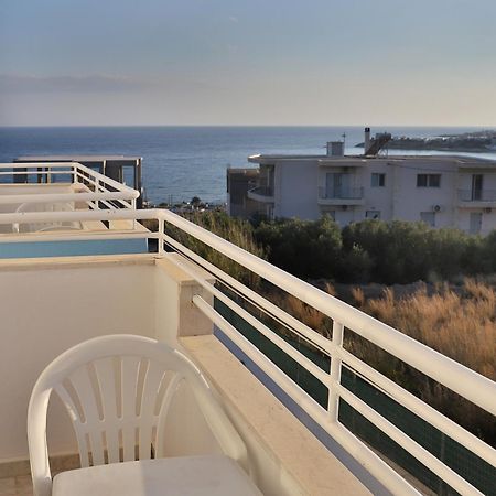 Helios Studios & Apartments Makrýgialos Buitenkant foto
