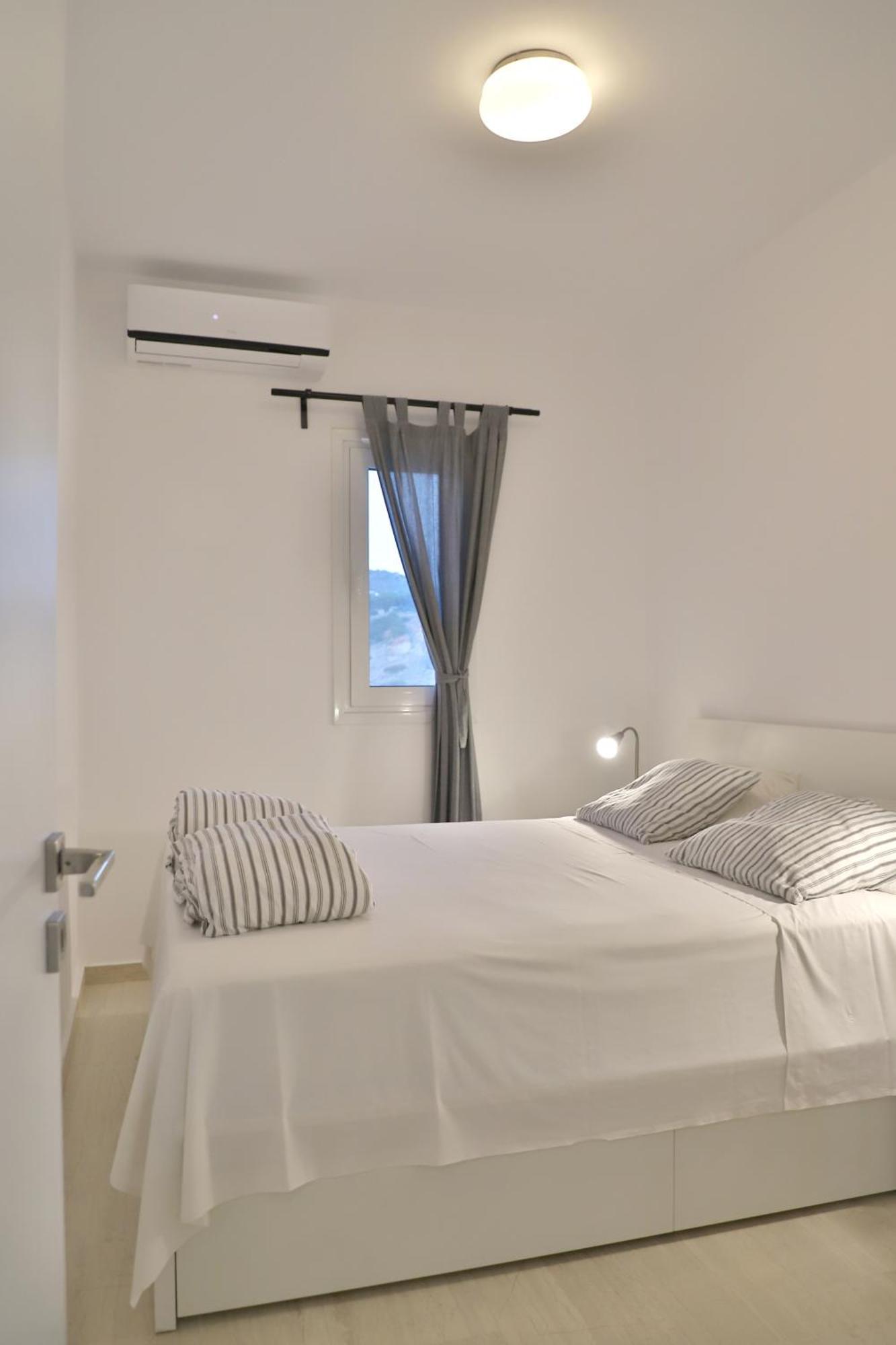 Helios Studios & Apartments Makrýgialos Buitenkant foto