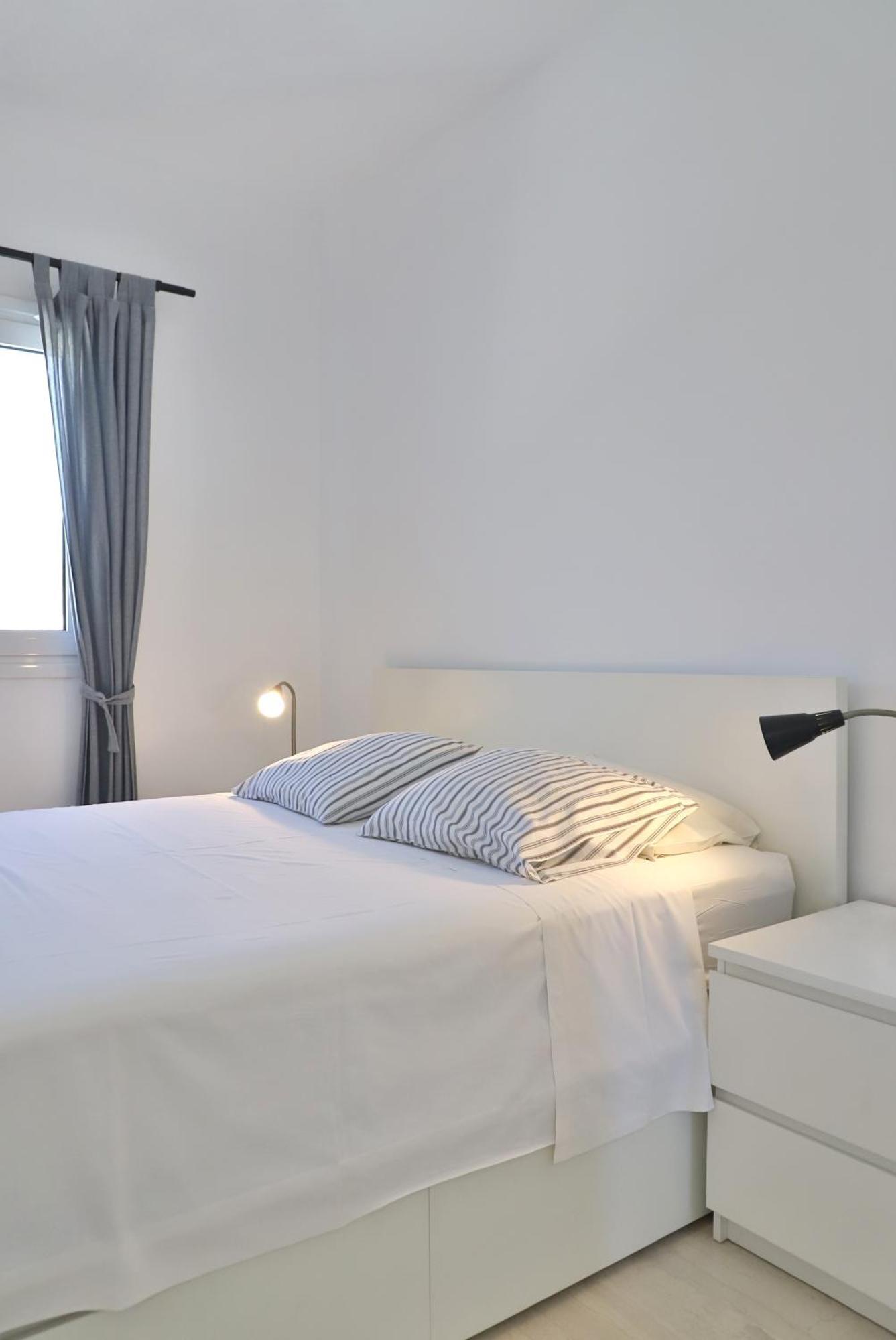 Helios Studios & Apartments Makrýgialos Buitenkant foto