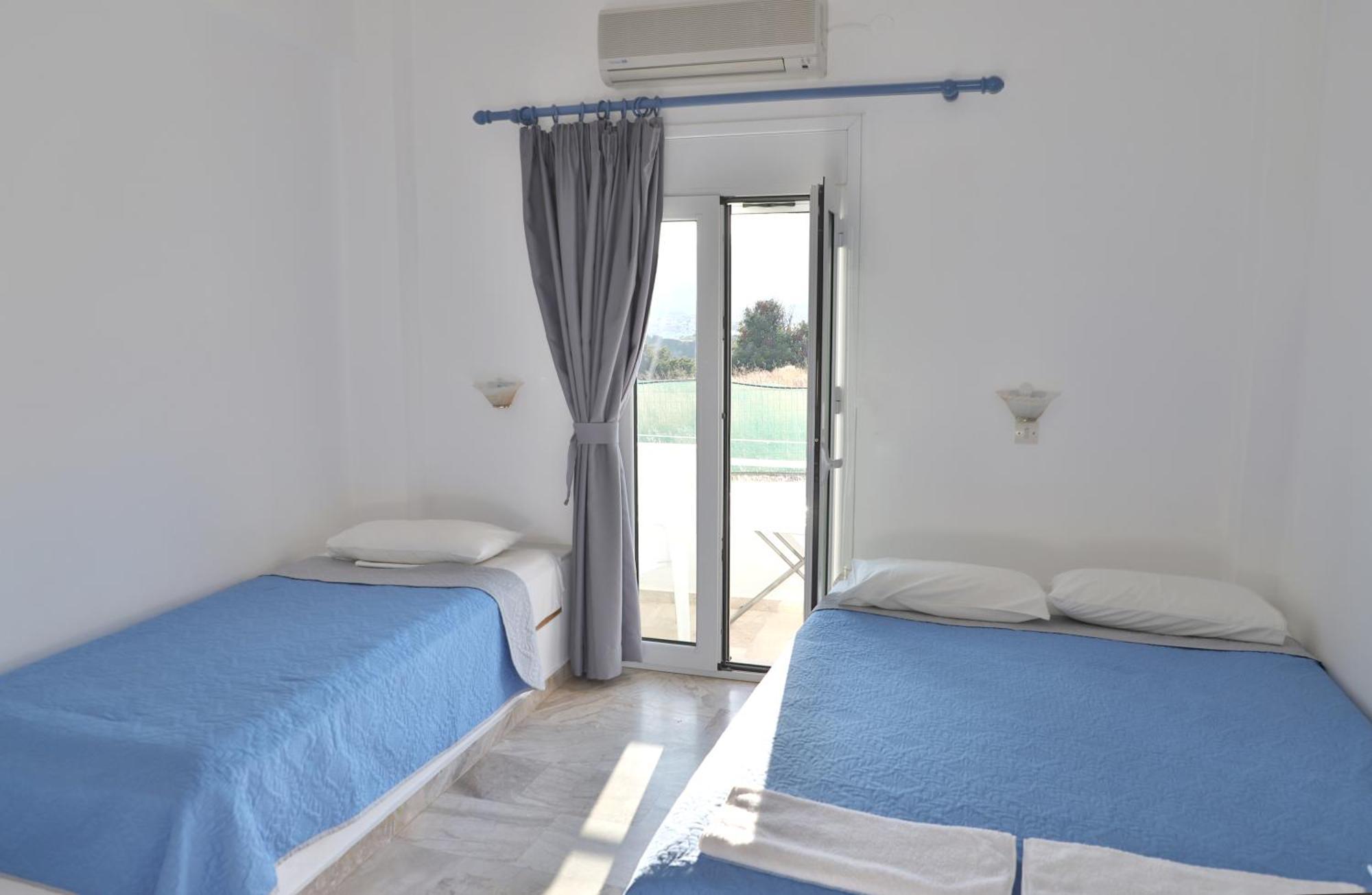 Helios Studios & Apartments Makrýgialos Buitenkant foto