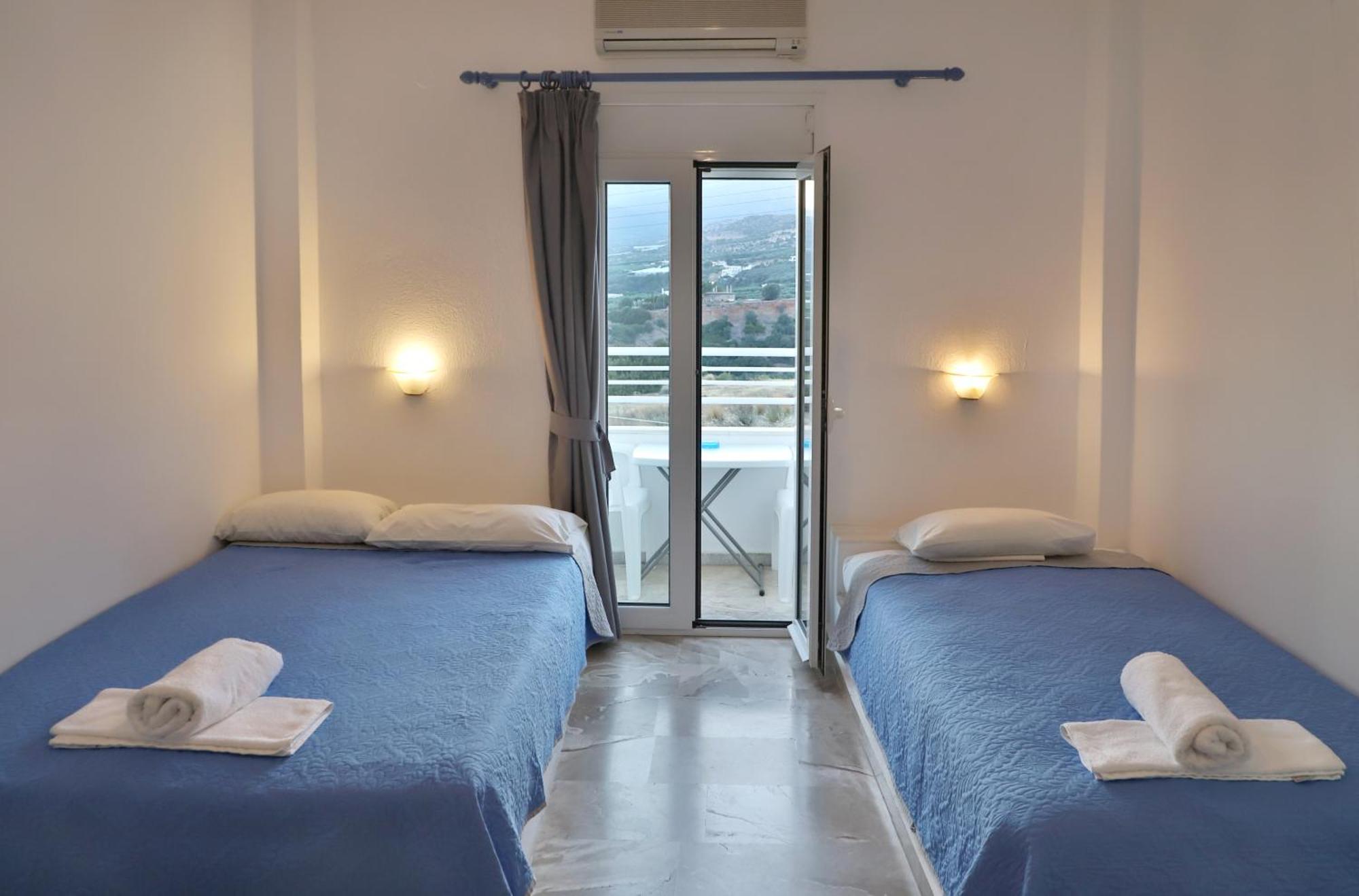 Helios Studios & Apartments Makrýgialos Buitenkant foto